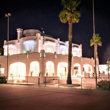 B&B Valentino Luxury Rooms By Salentolimit Porto Cesareo Dış mekan fotoğraf
