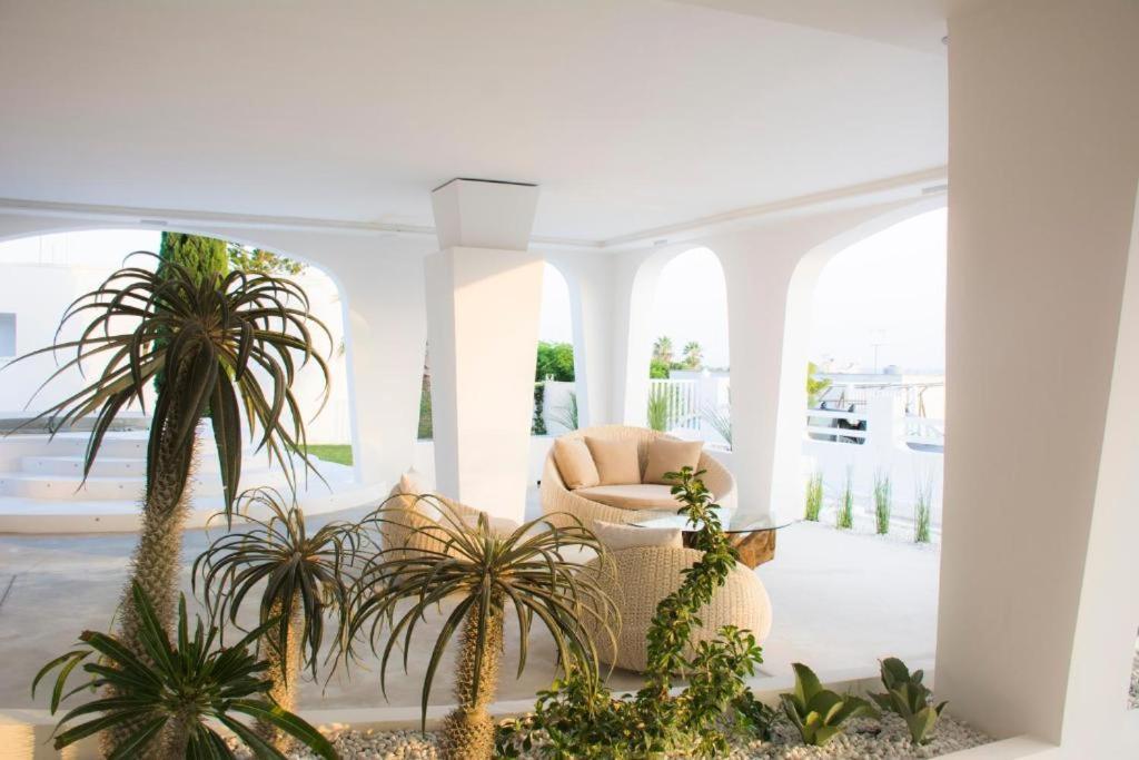 B&B Valentino Luxury Rooms By Salentolimit Porto Cesareo Dış mekan fotoğraf